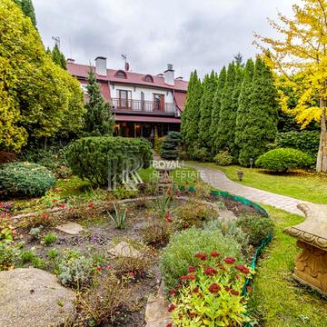 Золотовоітська, 24