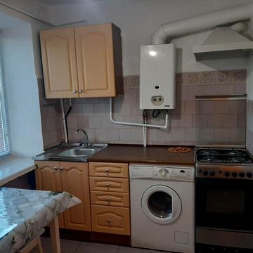 Тернопільська вул., 3/2