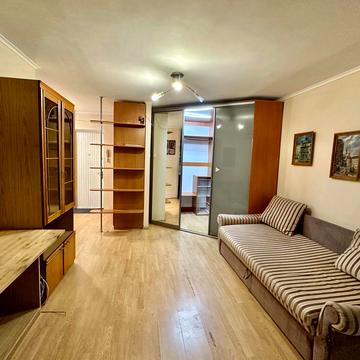 Майорівка вул., 1