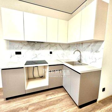 1-кімнатна квартира з ремонтом в новому будинку на Сахарова