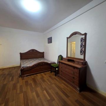 Академіка Філатова вул., 76