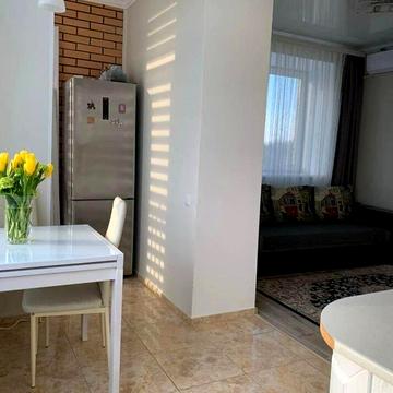 Зарічанська вул., 4