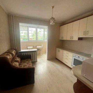 1 кімнатна квартира з ремонтом в Києві Ващенка 1 Дарницький Осокорки ЖК Молодіжний квартал