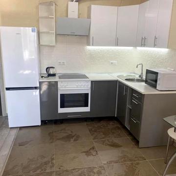 Чубинського вул., 8-Б