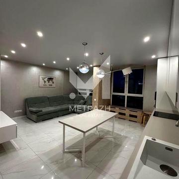 Преміум! Дворівнева 3к квартира 120м² з дизайнерським ремонтом!