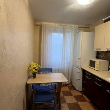 У продажу 2к квартира на донецькому шоссе 116