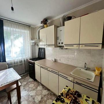 Здам світлу, охайну 1- кімнатну квартиру у самісінькому центрі міста!