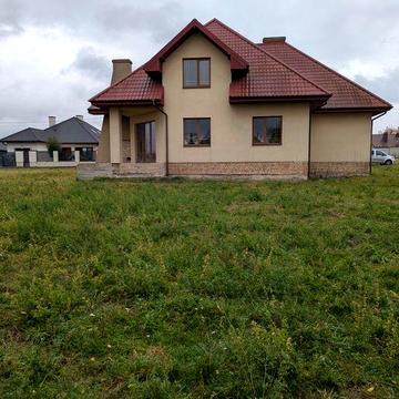 ПРОДАЖ! Будинок в с. Тарасове. ГАЗ! р-н вул. Квітневої, 10 сот.