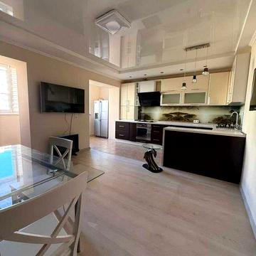 Современная просторная 2х комнатная 72 метра на Сахарова