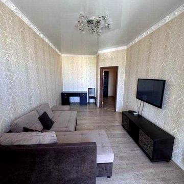 1-к квартира в 3-й Жемчужині з ремонтом та укомплектовану