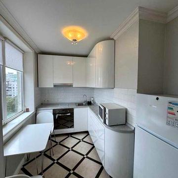 Сдам 1к ул Новгородская д8, м Б Сад, Саржин Яр ремонт, мебель техника!