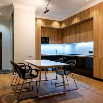 Джона Маккейна вул. (Івана Кудрі), 26