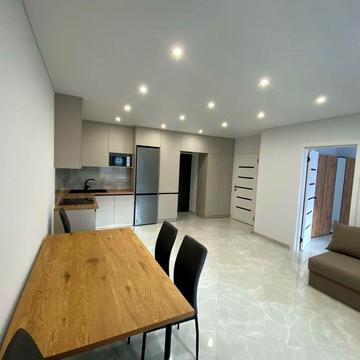 Здам 2 хкімнатну квартиру студвю в Академічному