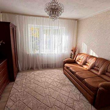 Продам квартиру в центрі міста