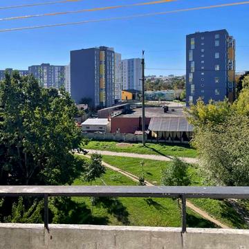 Опанаса Сластіона вул., 58