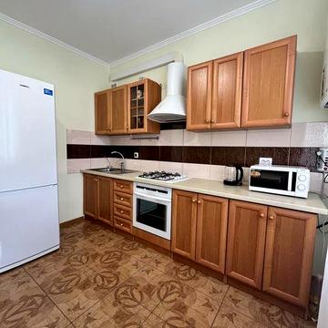 Оренда квартири в центрі !!! З маленькою собачкою можна, за15000 грн