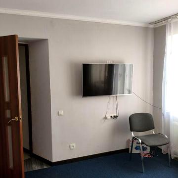 Продаж 4к Дім Спортивна вулиця