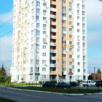 Домобудівельна вул., 3