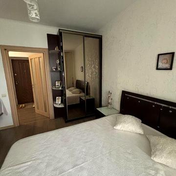 Продаж 2 кімнатної квартири на Озерній