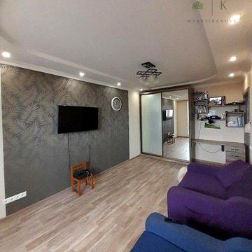 Продам 2к квартиру с ремонтом пр.Аэрокосмический(Гагарина)