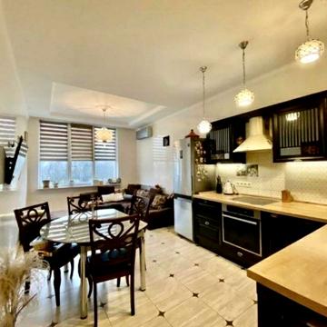 Літературна вул., 12а, к.1