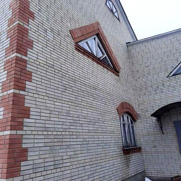 Продам добротний будинок в районі Козацького проспекту