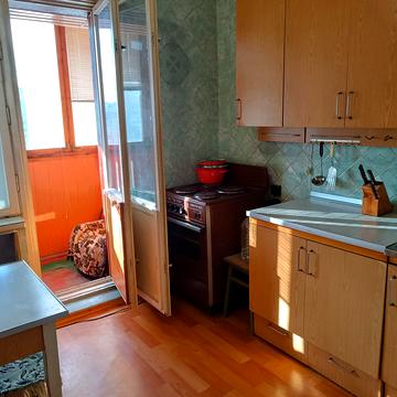 Ревуцького вул., 19/1