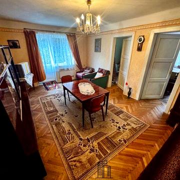 3-кімнатна квартира на вул. Шопена, 3 поверх, м. Ужгород