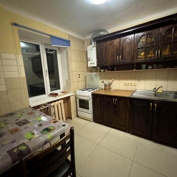 Антоновича вул. (Горького), 155