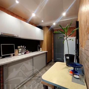 Перемоги просп. (Курський), 8