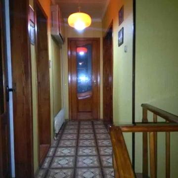 Продам двоповерховий будинок район дитячої обласної лікарні.