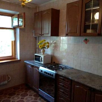 Продаж 3-хкімнатної квартири по вул. Рубана (Хортицький р-н)