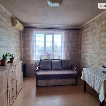 Довгострокова оренда 4к Квартира Квартальна (Гладкова) вулиця