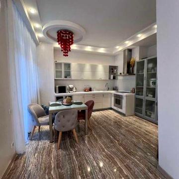 Продам 123 кв.м з дизайнерським ремонтом у ЖК Пори Року.Кудряшова 16 ЖК Пори року