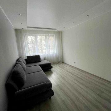 Продається 3к. квартира на вул. Олега Мудрака 37Б.