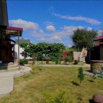 Продам дачний будинок