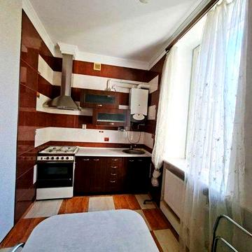 Сдам двухкомнатную квартиру в центре города. Итальянский бульвар