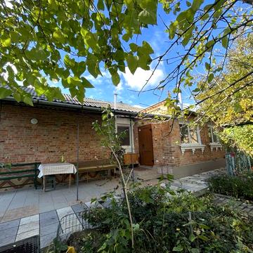 Продаж будинку в центрі міста