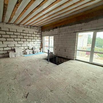 Продам 2-х этажный таунхаус на Ленпоселке. (213-802)