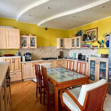 Продаж 6к квартири вулиця М. Шнеєрсона (Мініна) кірова поля парк Глоби