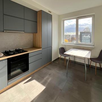 Садова вул., 2e