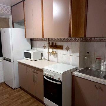 сдам семье 3к за Оперным театром