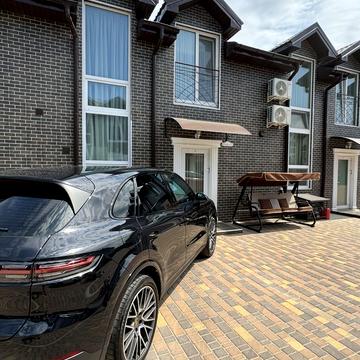 Зелени Гай, 17