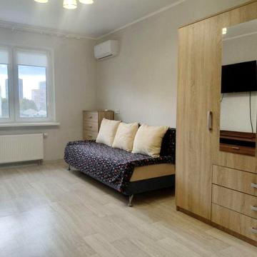 Крістер Град. Продаж 1 кімнатної квартири з ремонтом ЖК Крістер Град