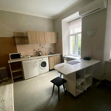 Дмитра Донцова вул. (Котовського), 15