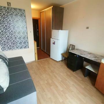 Добровольців пров., 10