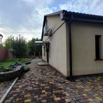 Продам будинок в Марганці.