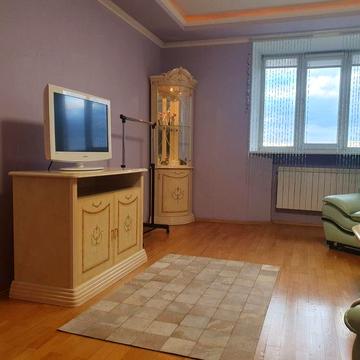 Здам 3-кімнатну квартиру Троєщина