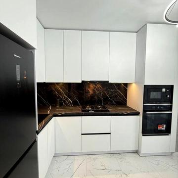 Продаж 2-кімнатної квартири з ремонтом у новобудові Дубляни