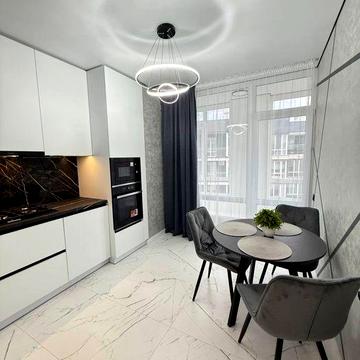 Продаж 2-кімнатної квартири з ремонтом у новобудові Дубляни